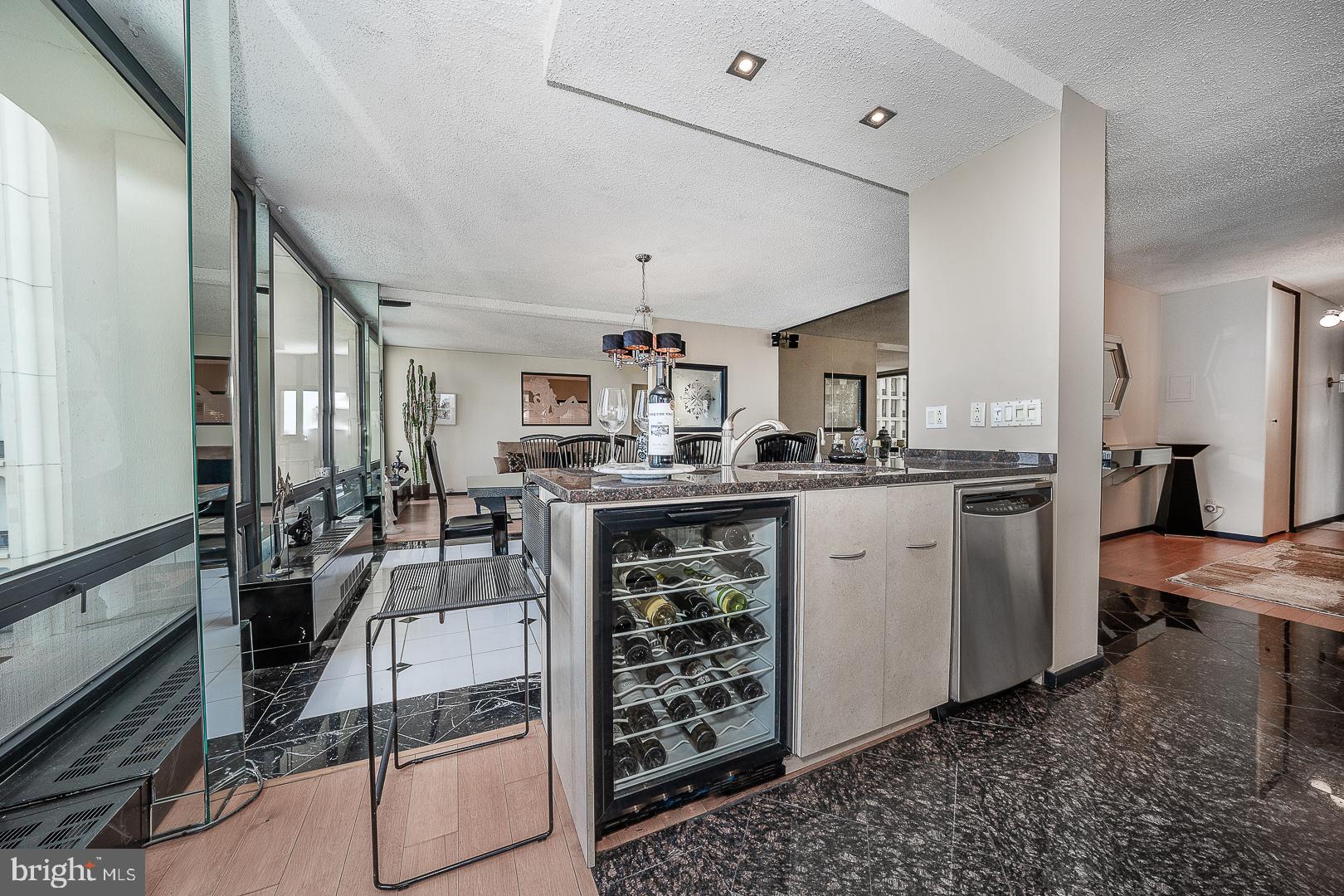 210 Locust Street, Unit 14AHW Philadelphia, PA 19106 - Photo 16 of 65