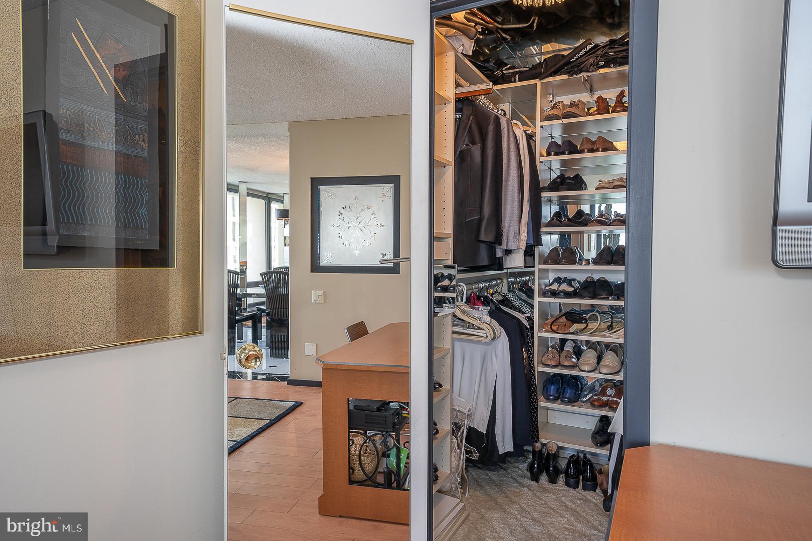 210 Locust Street, Unit 14AHW Philadelphia, PA 19106 - Photo 36 of 65