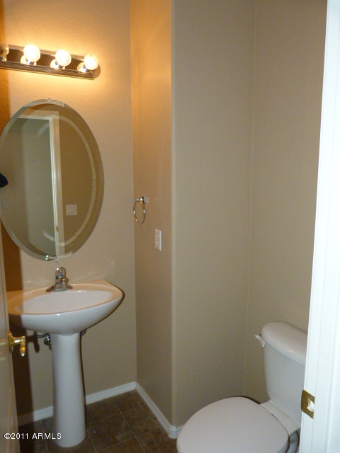 1/2 bath