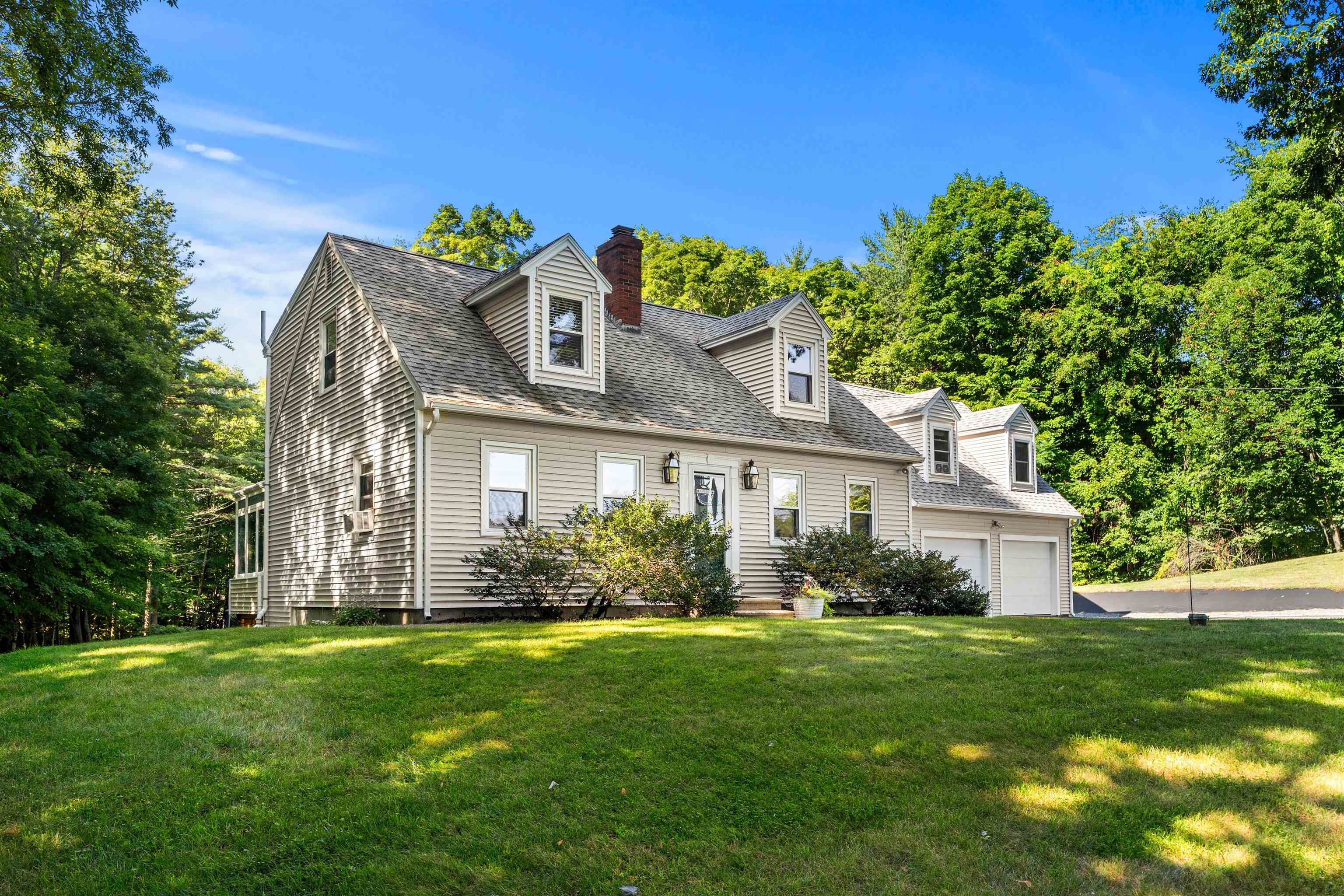 232 Prescott Road Epping, NH 03042 - Photo 2 of 49 Gallery Image 2