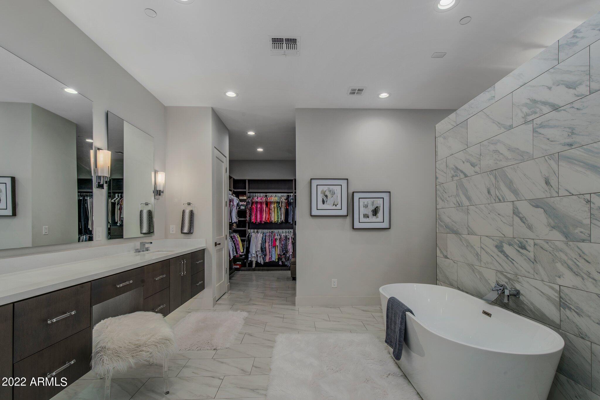 10297 East Joy Ranch Road Scottsdale, AZ 85262 - Photo 6 of 34 Primary bath