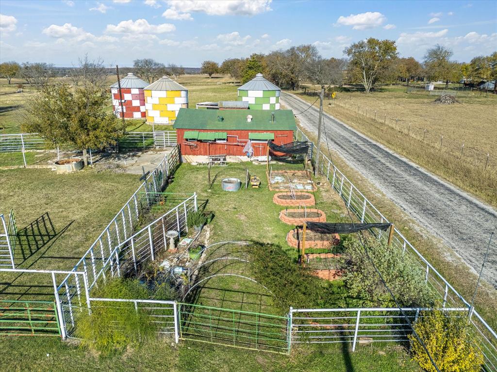 117 County Road 2646 Decatur, TX 76234 - Photo 39 of 39 a view of a tennis court