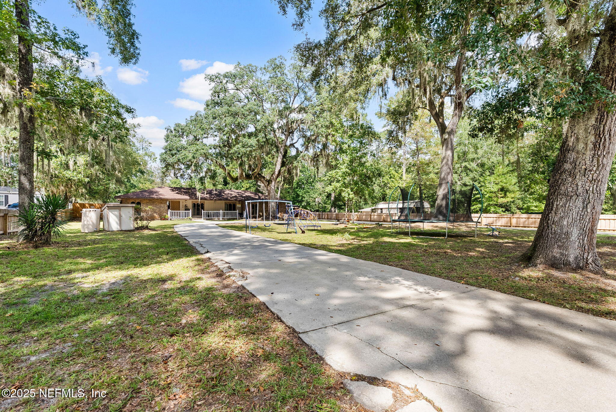 2149 Armsdale Road Jacksonville, FL 32218 - Photo 4 of 36 4-web-or-mls-DSC05141