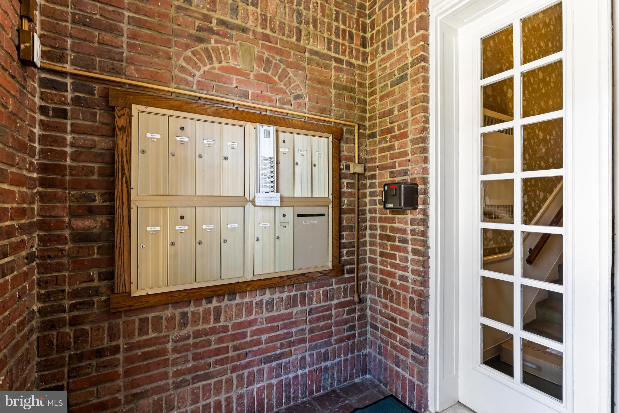 4300 Roland Avenue, Unit 302 Baltimore, MD 21210 - Photo 33 of 43 a view of a wooden door