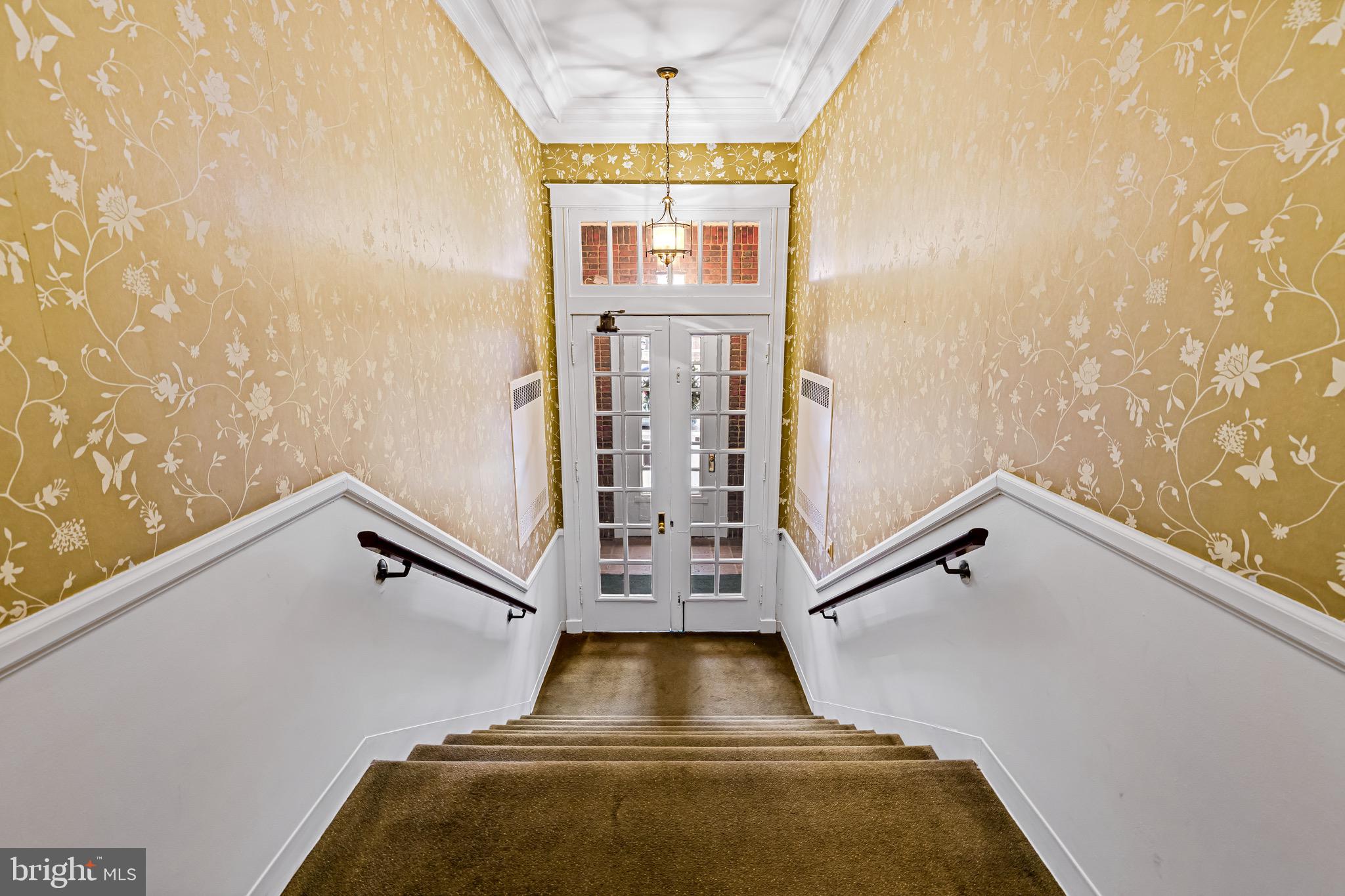 4300 Roland Avenue, Unit 302 Baltimore, MD 21210 - Photo 40 of 43 a view of entryway