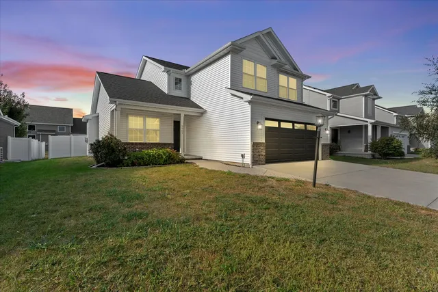 $418,900 | 3901 Slate Drive, Champaign, IL 61822