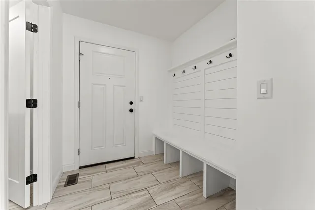 $418,900 | 3901 Slate Drive, Champaign, IL 61822