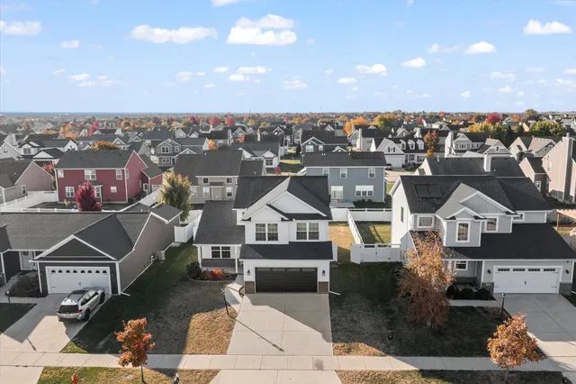 $418,900 | 3901 Slate Drive, Champaign, IL 61822