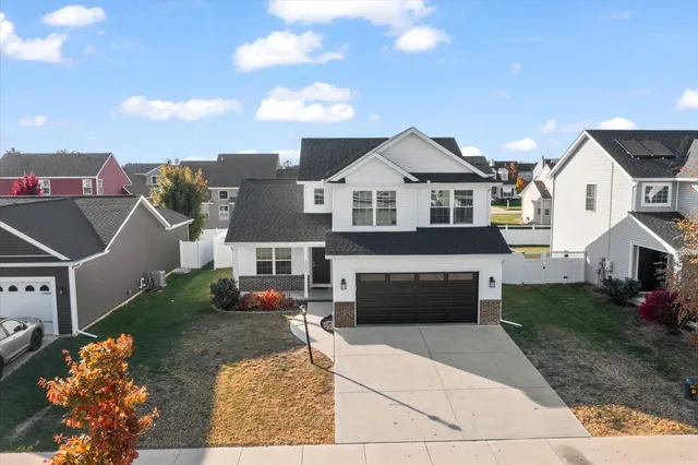 $418,900 | 3901 Slate Drive, Champaign, IL 61822
