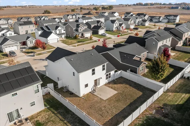 $418,900 | 3901 Slate Drive, Champaign, IL 61822