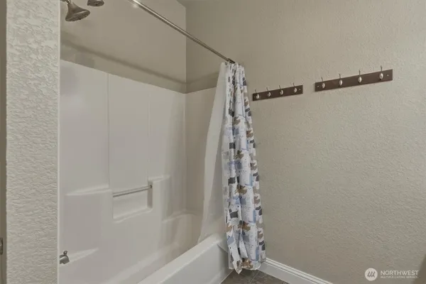 $446,000 | 1215 30th Avenue, Longview, WA 98632