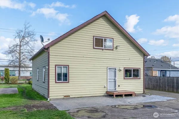 $446,000 | 1215 30th Avenue, Longview, WA 98632