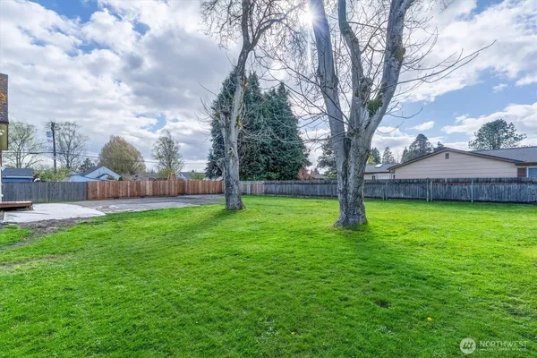 $446,000 | 1215 30th Avenue, Longview, WA 98632