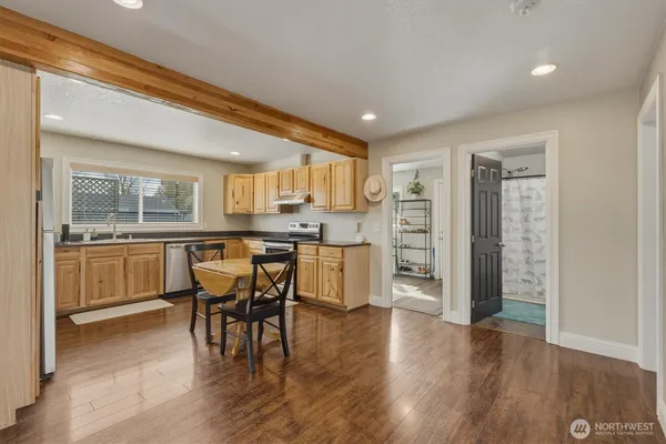 $446,000 | 1215 30th Avenue, Longview, WA 98632