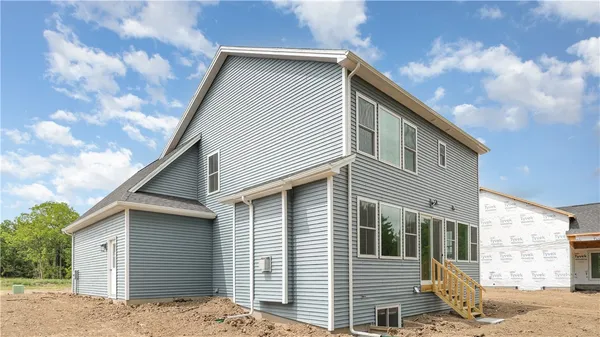 $623,900 | 69 Chase Meadow Trail, Mendon, NY 14472