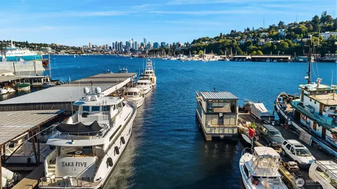 $650,000 | 1301 North Northlake Way, Seattle, WA 98103