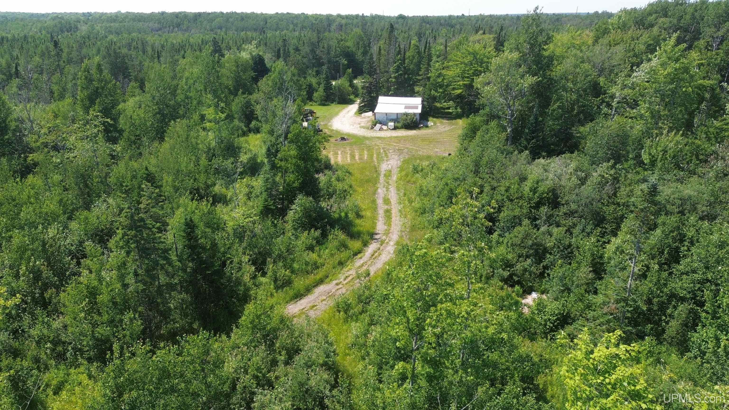 2184 North Gulliver Road Gulliver, MI 49840 - Photo 34 of 41