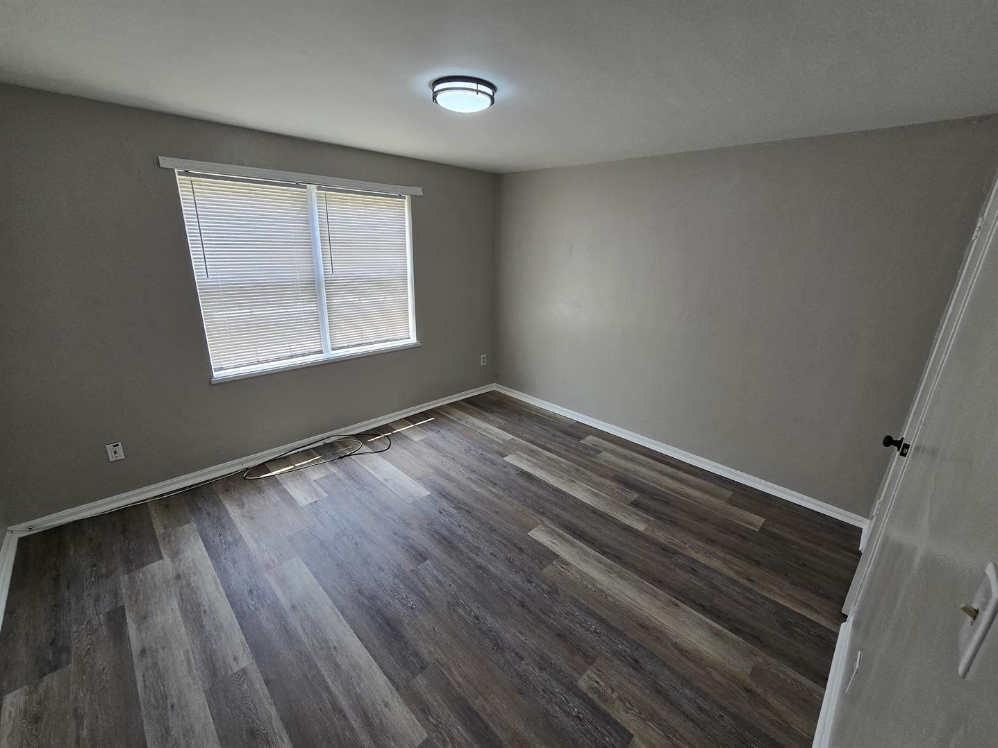 1718 Grandin Road Southwest, Unit 15 Roanoke, VA 24015 - Photo 5 of 7 20250624_135344