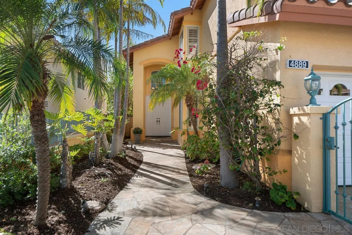 4889 Riding Ridge Road San Diego, CA 92130 - Photo 33 of 34 a plant that is in front of a building