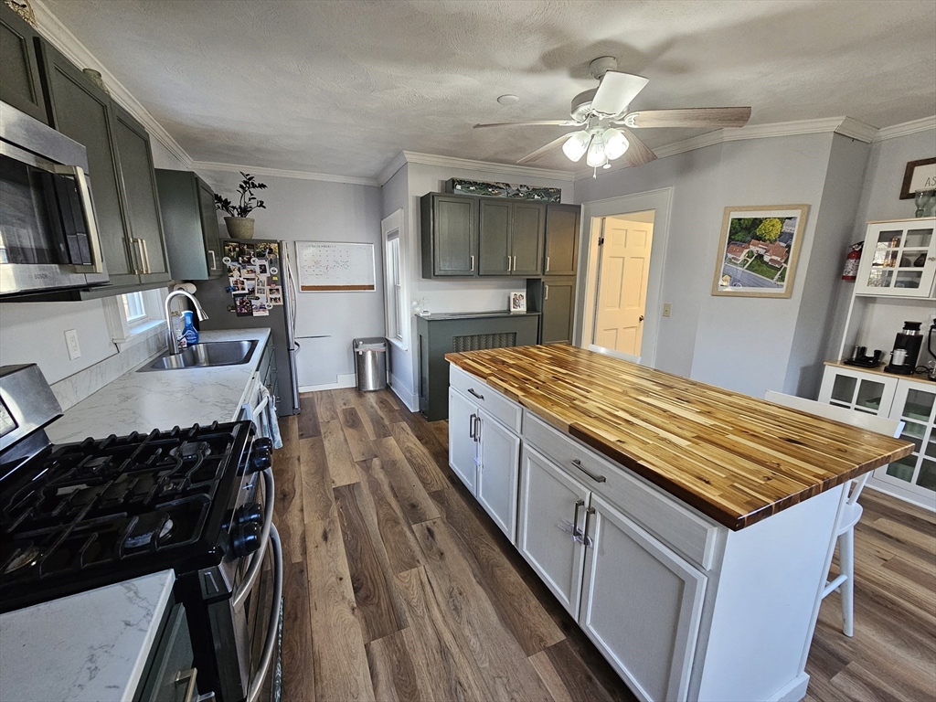 32 Main Street, Unit 4 Foxboro, MA 02035 - Photo 4 of 26