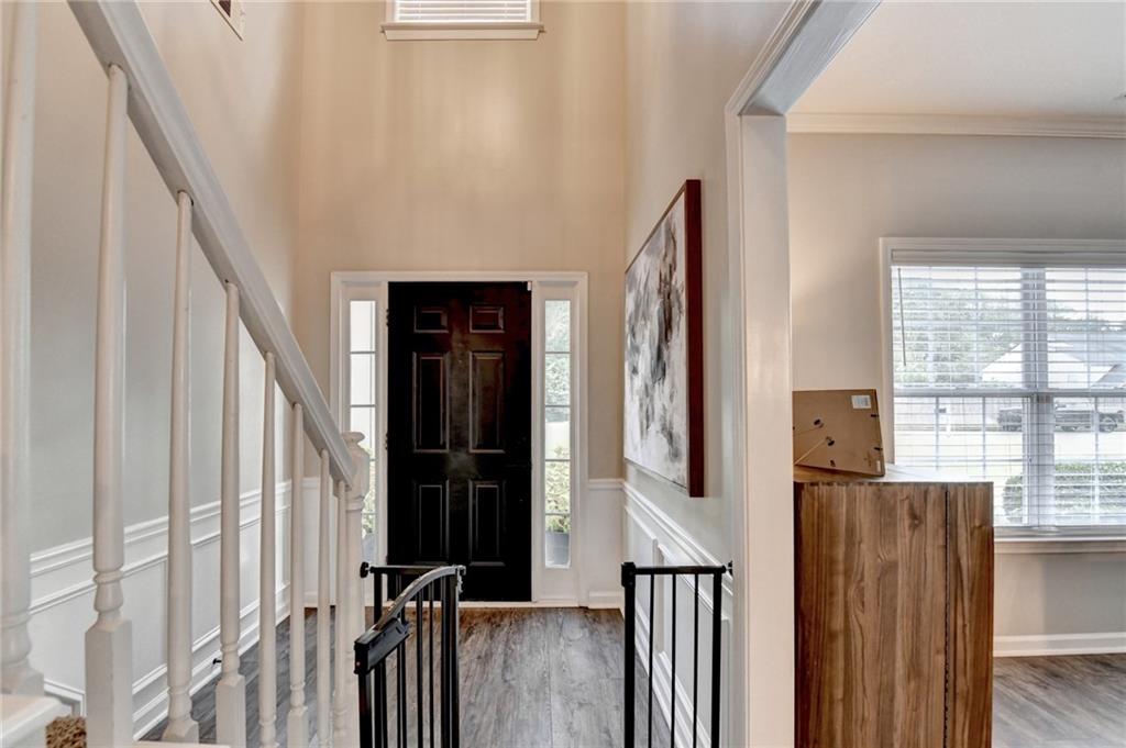 1130 Rome Drive Roswell, GA 30075 - Photo 6 of 96