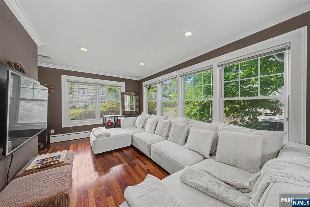 26 George Street Allendale, NJ 07401 - Photo 12 of 31