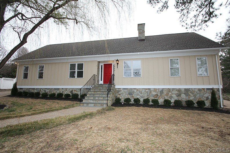2809 Banbury Road Chester, VA 23831 - Photo 1 of 47 a front view of a house