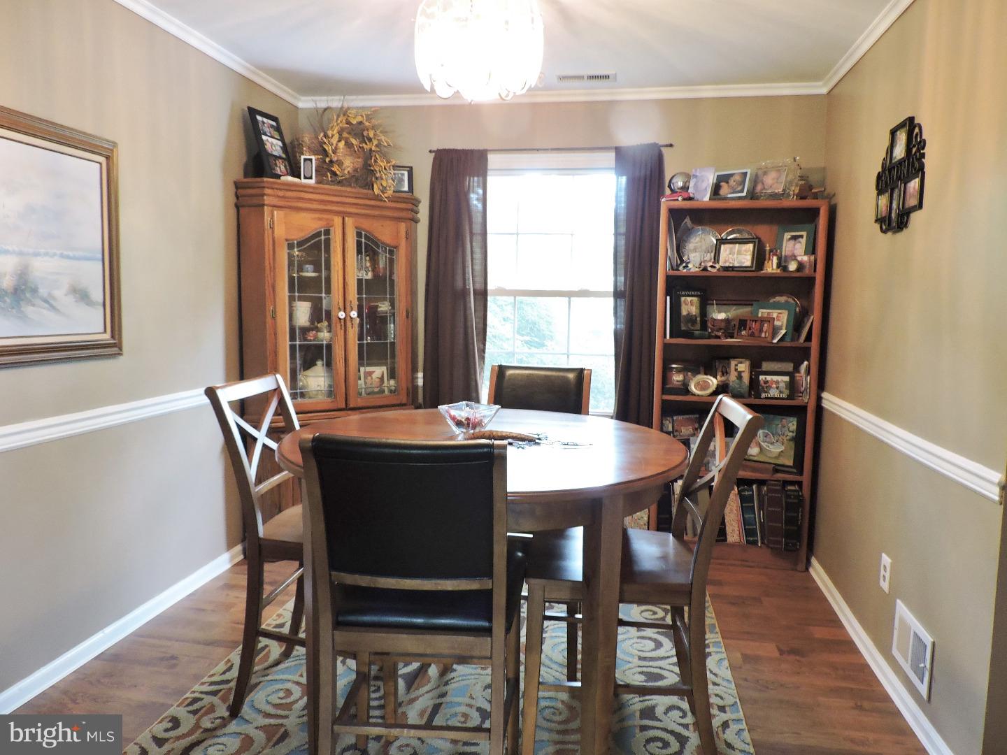 8 Glascow Road Westampton, NJ 08060 - Photo 3 of 18 Dining Room