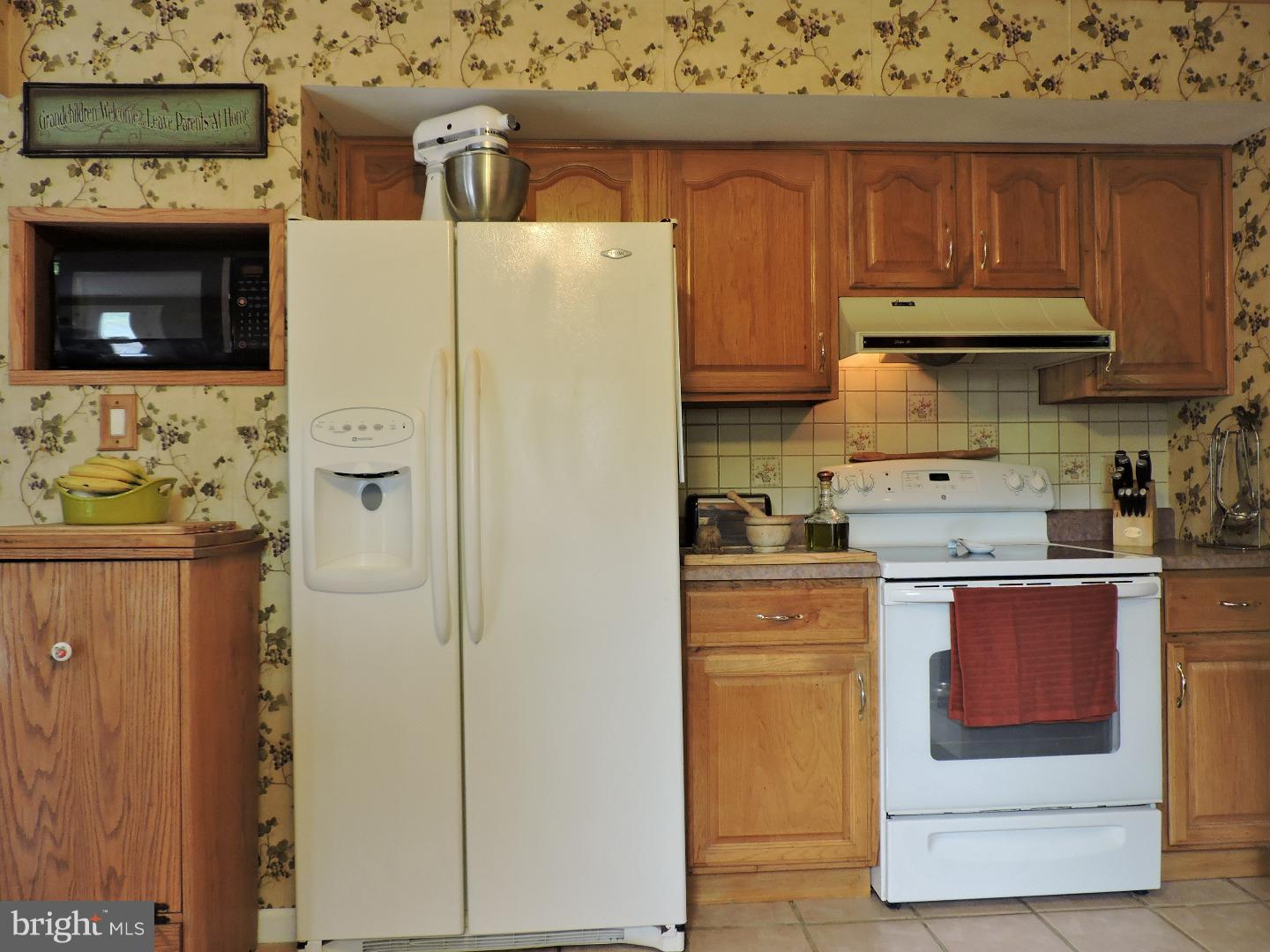 8 Glascow Road Westampton, NJ 08060 - Photo 5 of 18 Kitchen