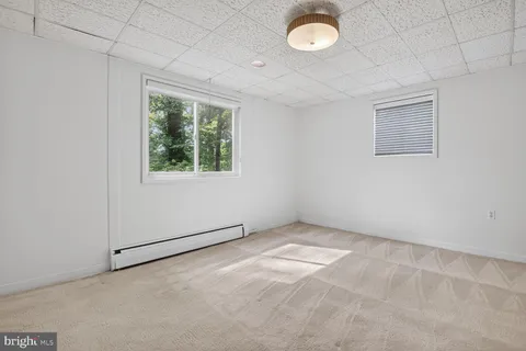 an empty room with a empty space