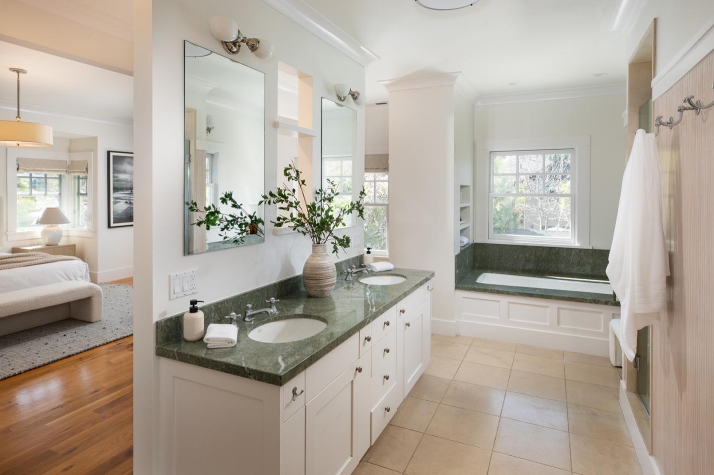 253 Princeton Road Menlo Park, CA 94025 - Photo 16 of 19