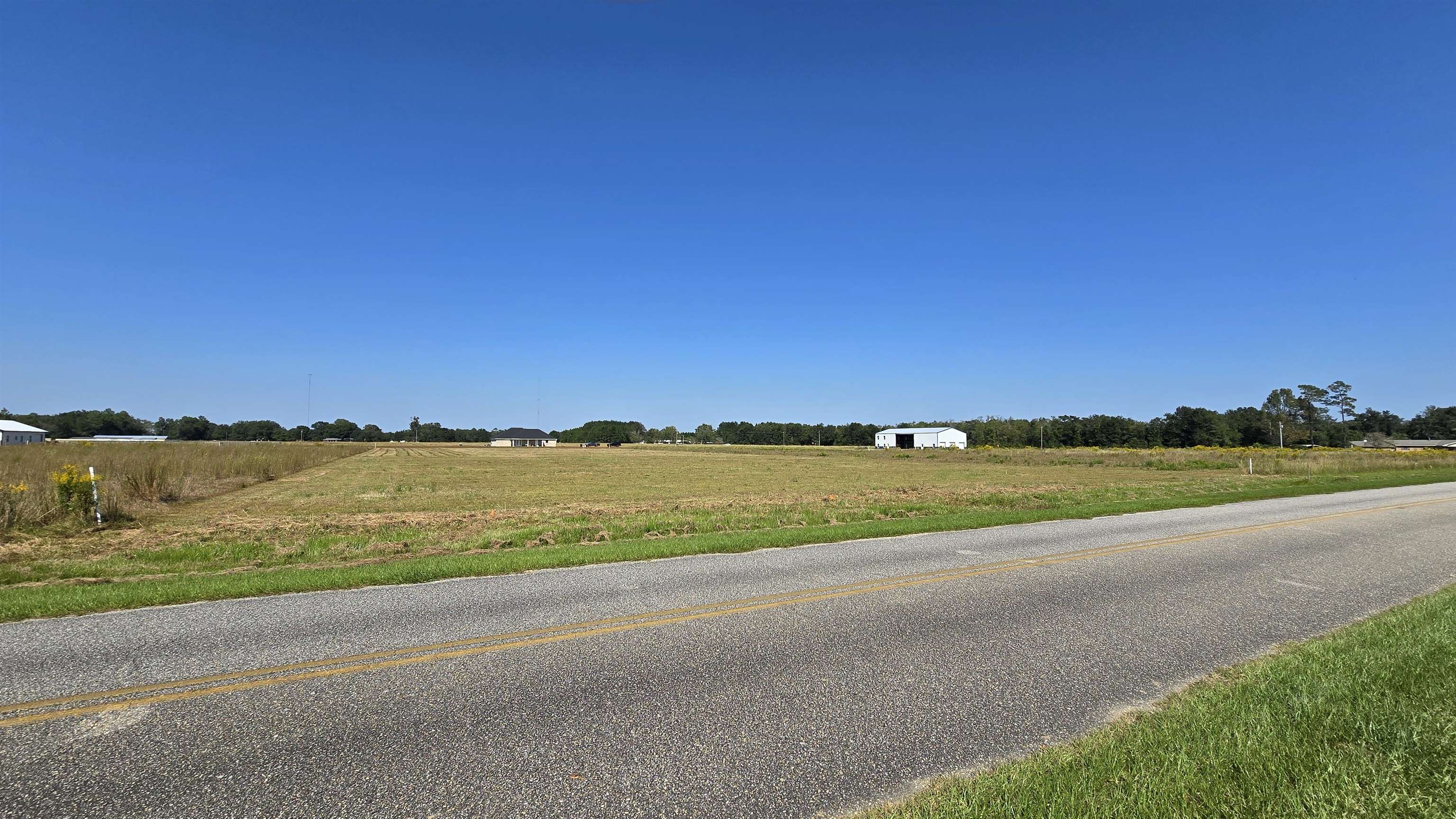 24863 Brewer Road Robertsdale, AL 36567 - Photo 1 of 9 Community