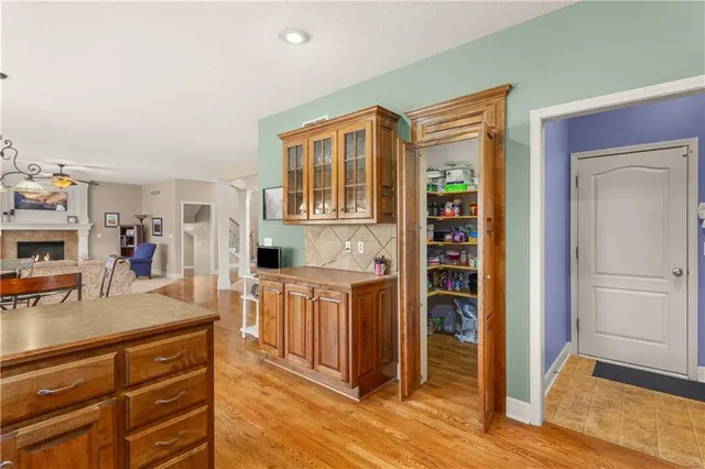 $475,000 | 1404 Northeast Whitestone Drive, Lee's Summit, MO 64086