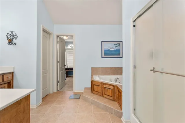 $475,000 | 1404 Northeast Whitestone Drive, Lee's Summit, MO 64086