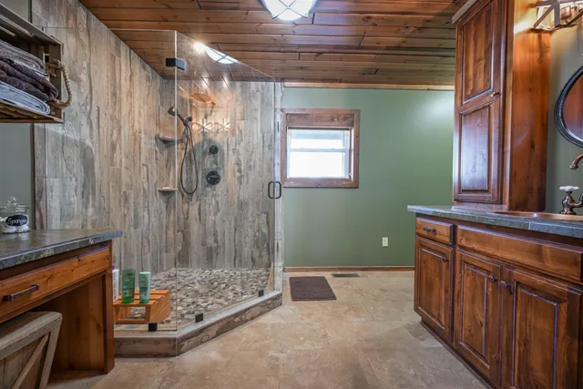 $499,000 | 576 Ridgeway Road, Sugar Tree, TN 38380