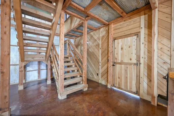 $499,000 | 576 Ridgeway Road, Sugar Tree, TN 38380