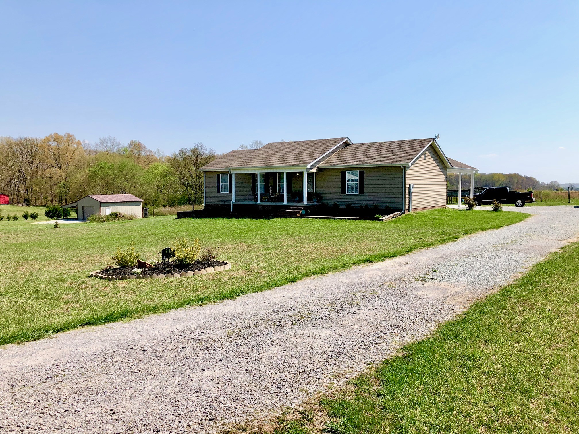 219 Freedom Road Mount Pleasant, TN 38474 - Photo 9 of 46 Gallery Image 9