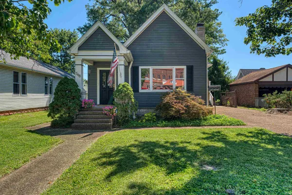 $235,000 | 548 South Willow Road, Evansville, IN 47714