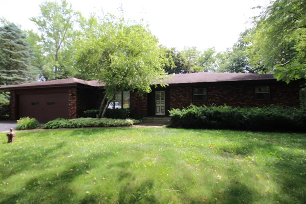 $299,900 | 12241 Squirrel Tree Lane, Belvidere, IL 61008