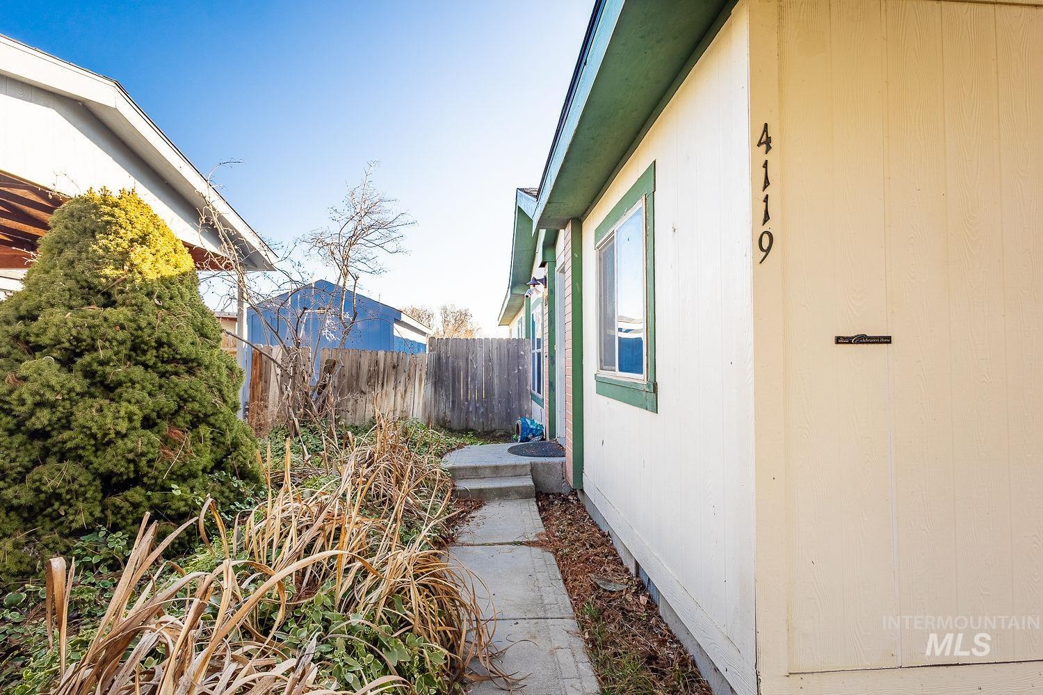 4119 Ashton Avenue Caldwell, ID 83607 - Photo 5 of 50 View of side of property