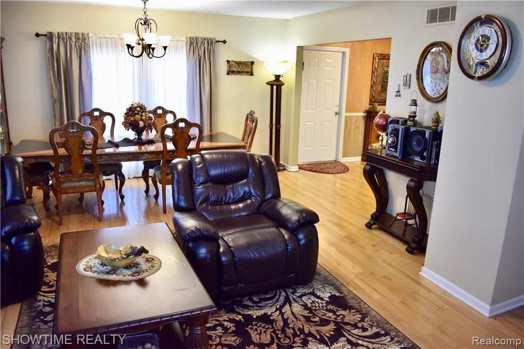 2350 Gerald Avenue Rochester Hills, MI 48307 - Photo 20 of 24