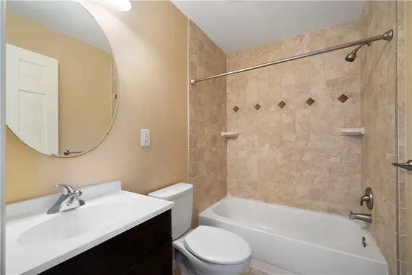 $2,200 | 4176 Stilesboro Road Northwest, Kennesaw, GA 30152