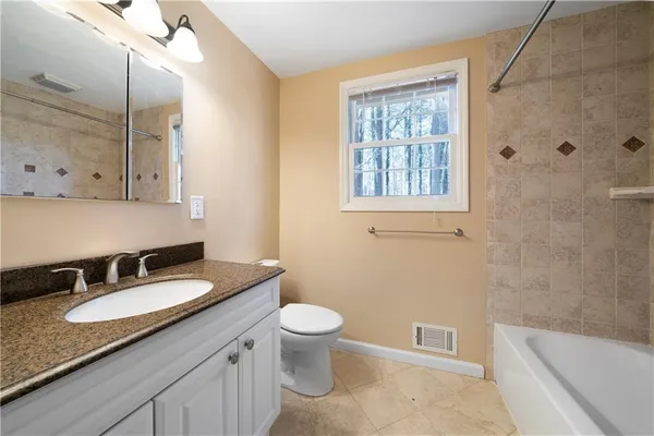 $2,200 | 4176 Stilesboro Road Northwest, Kennesaw, GA 30152