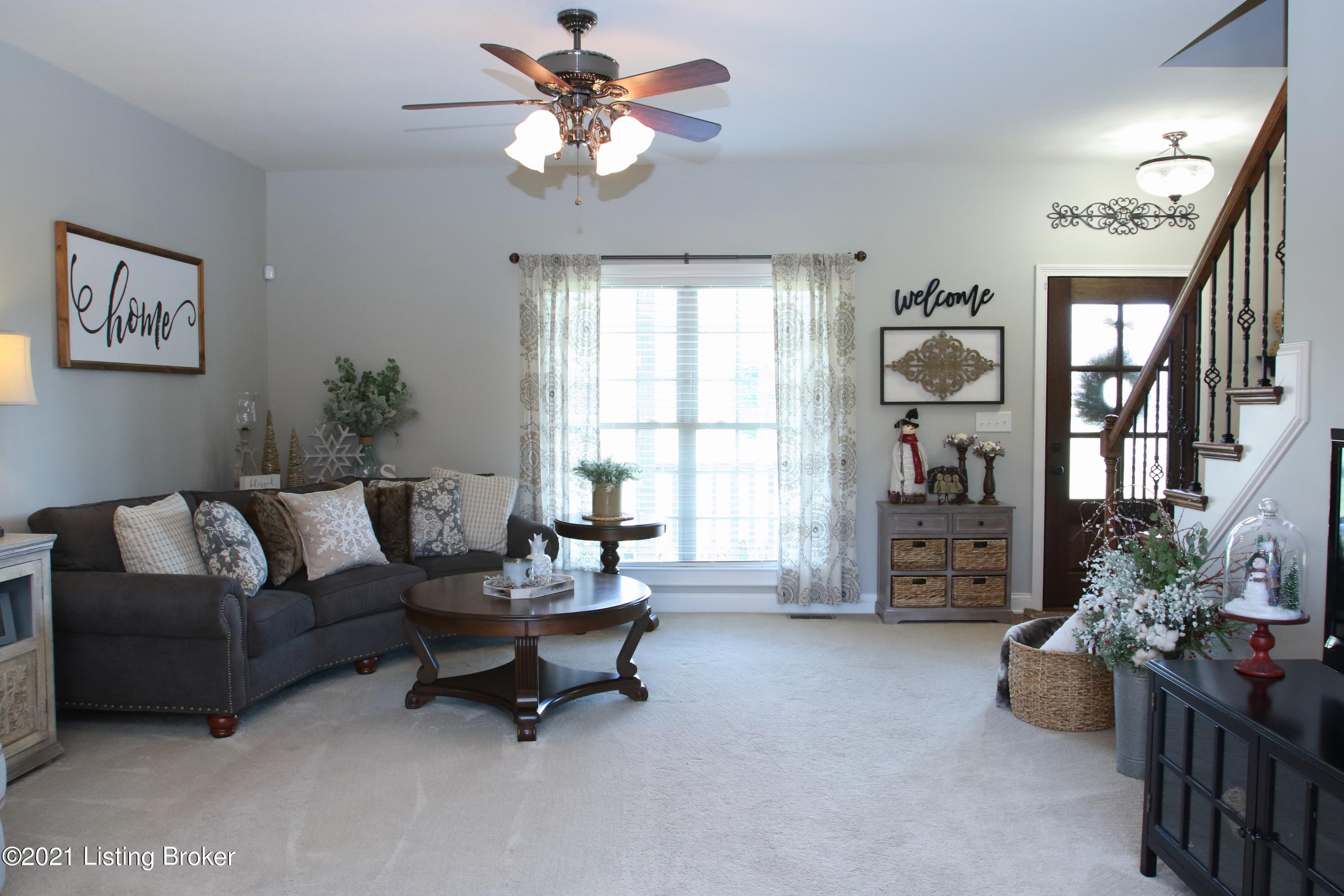 901 Brashears Point Road Taylorsville, KY 40071 - Photo 13 of 61 Living Room