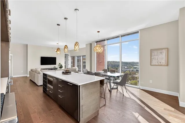 $4,900 | 1820 Peachtree Road Northwest, Unit 1408, Atlanta, GA 30309