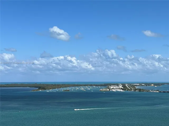 $599,900 | 218 Southeast 14th Street, Unit TS107, Miami, FL 33131