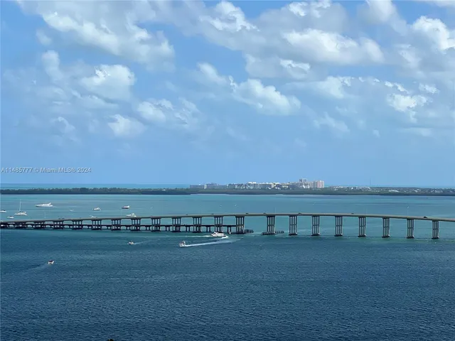 $599,900 | 218 Southeast 14th Street, Unit TS107, Miami, FL 33131