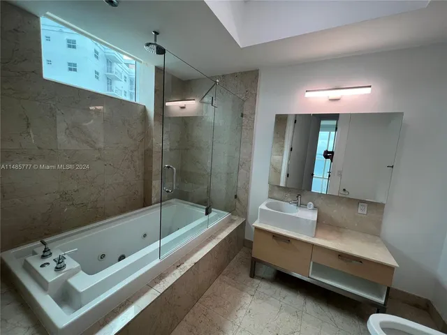 $599,900 | 218 Southeast 14th Street, Unit TS107, Miami, FL 33131