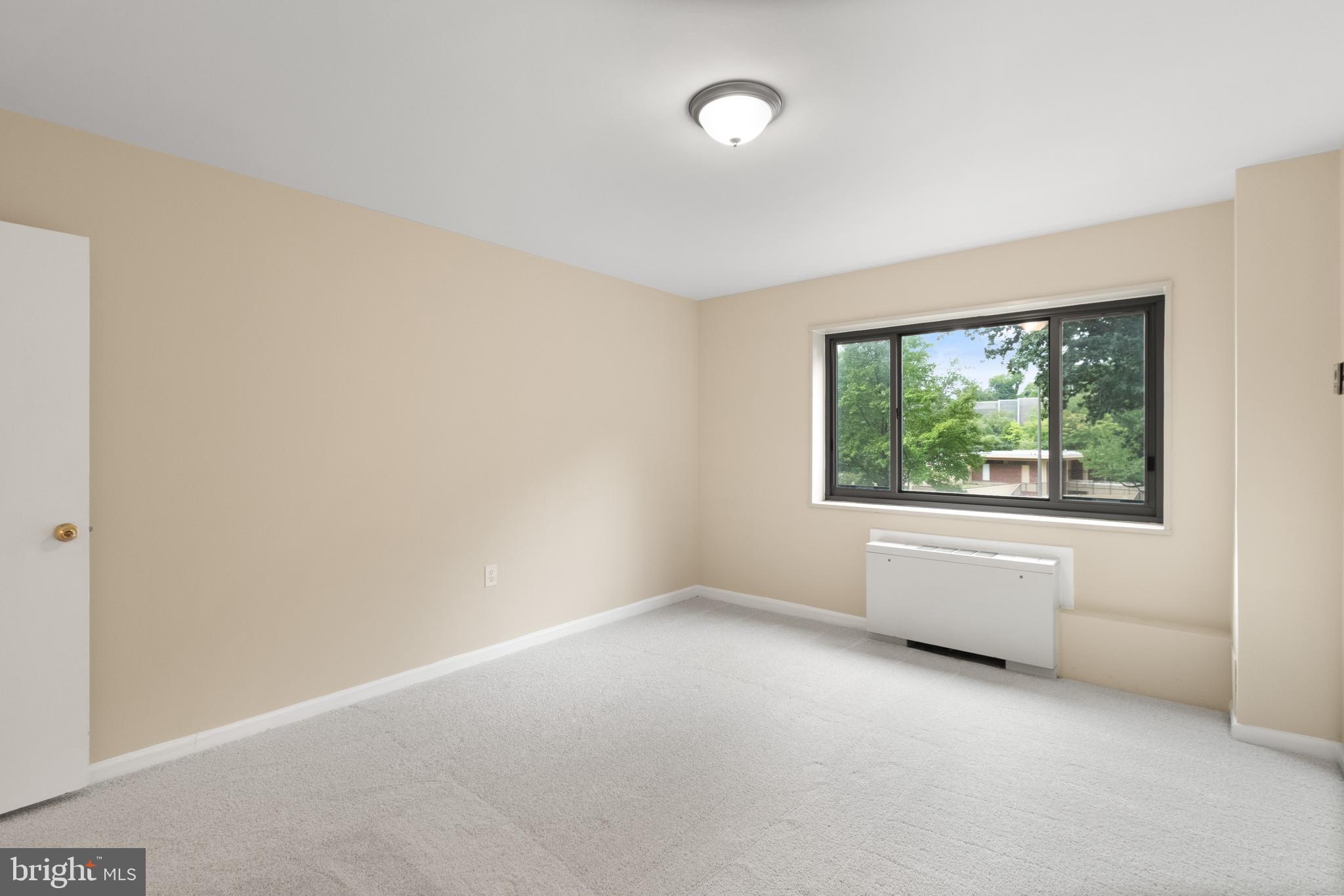 1200 South Arlington Ridge Road, Unit 102 Arlington, VA 22202 - Photo 8 of 15