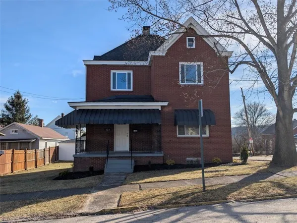 $215,000 | 120 South 5th Street, Youngwood, PA 15697